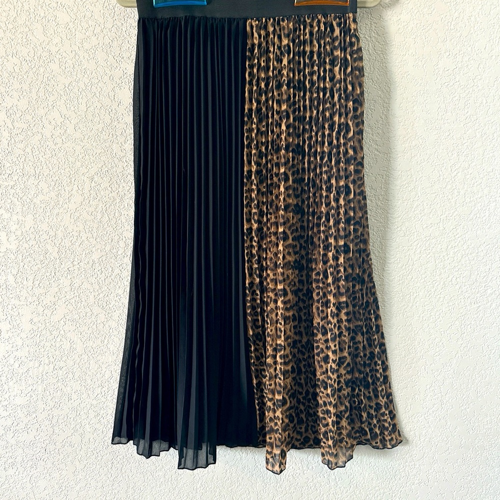 Pleated Athena Marie Black/Leopard Print Maxi Skirt
